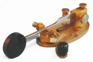 Image of a sideswiper Morse key showing how it is able to use a side to side action 