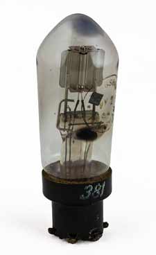 Image of an early half wave rectifier valve - Tungsram VY2. First developed by Telefunken around 1938.